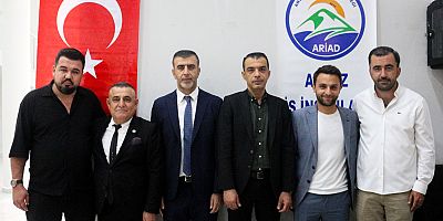 ADNAN AĞIR ARİAD'DA GÜVEN TAZELEDİ