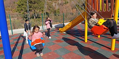 CEYLANDERE’DE BAŞKAN EMRAH KARAÇAY’A SEVGİ SELİ.