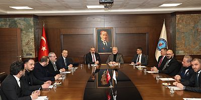 GÜMRÜKLÜ ANTREPO İŞLETMECİLERİ DERNEĞİ BAŞKANI CAVİT DEĞİRMENCİ VE İTSO’YU ZİYARET ETTİ