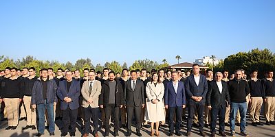 İSTE DENİZCİLİK ÖĞRENCİLERİNDEN REKTÖR DURUEL’E HAYIRLI OLSUN TÖRENİ