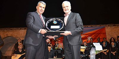 İTSO MÜZİK GÖNÜLLÜLERİ GRUBU PAYAS KALESİNDE KONSER VERDİ